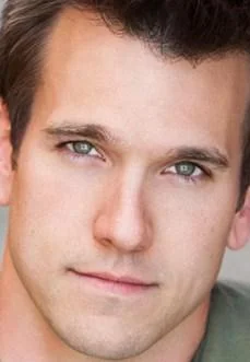 Адам Мэйфилд